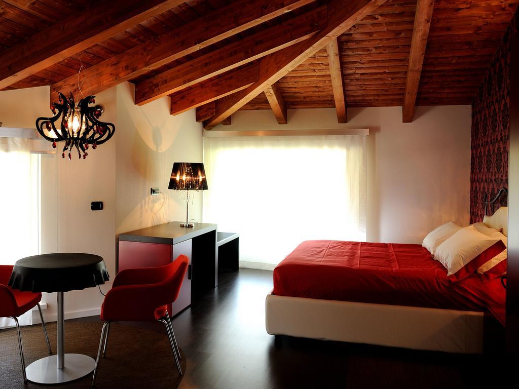 Foresteria Del Castello Torre Canavese Zewnętrze zdjęcie
